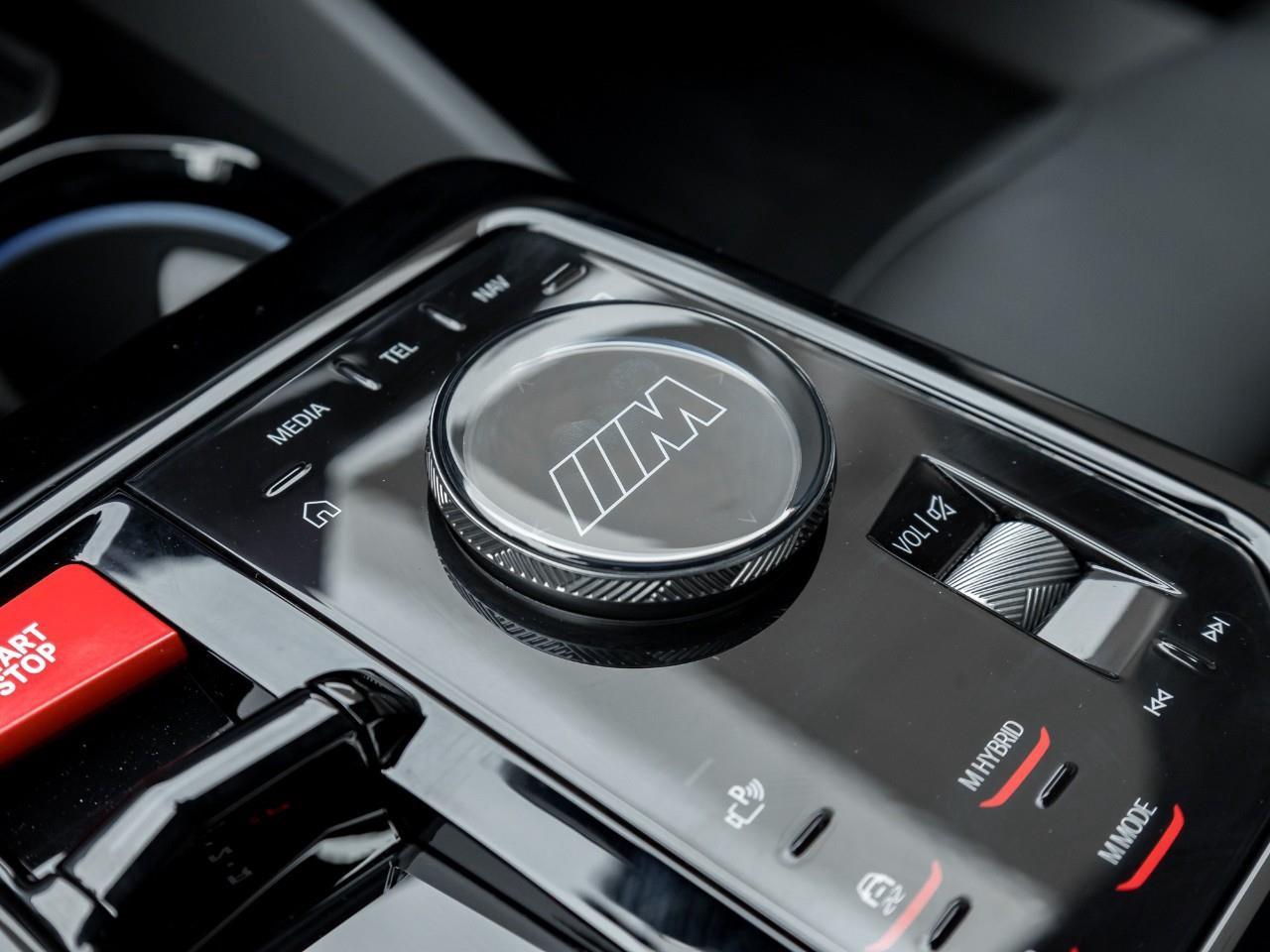 2025 BMW M5 Base 4dr All-Wheel Drive Sedan Photo