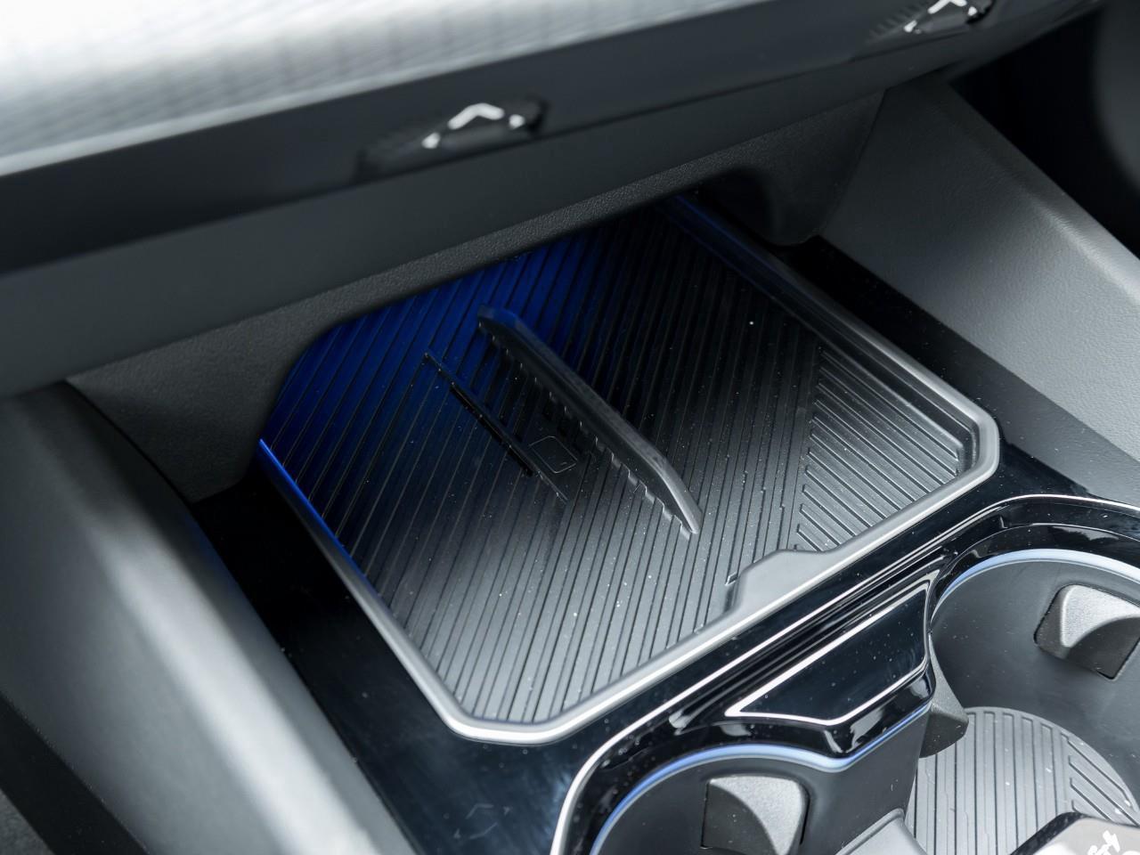 2025 BMW M5 Base 4dr All-Wheel Drive Sedan Photo