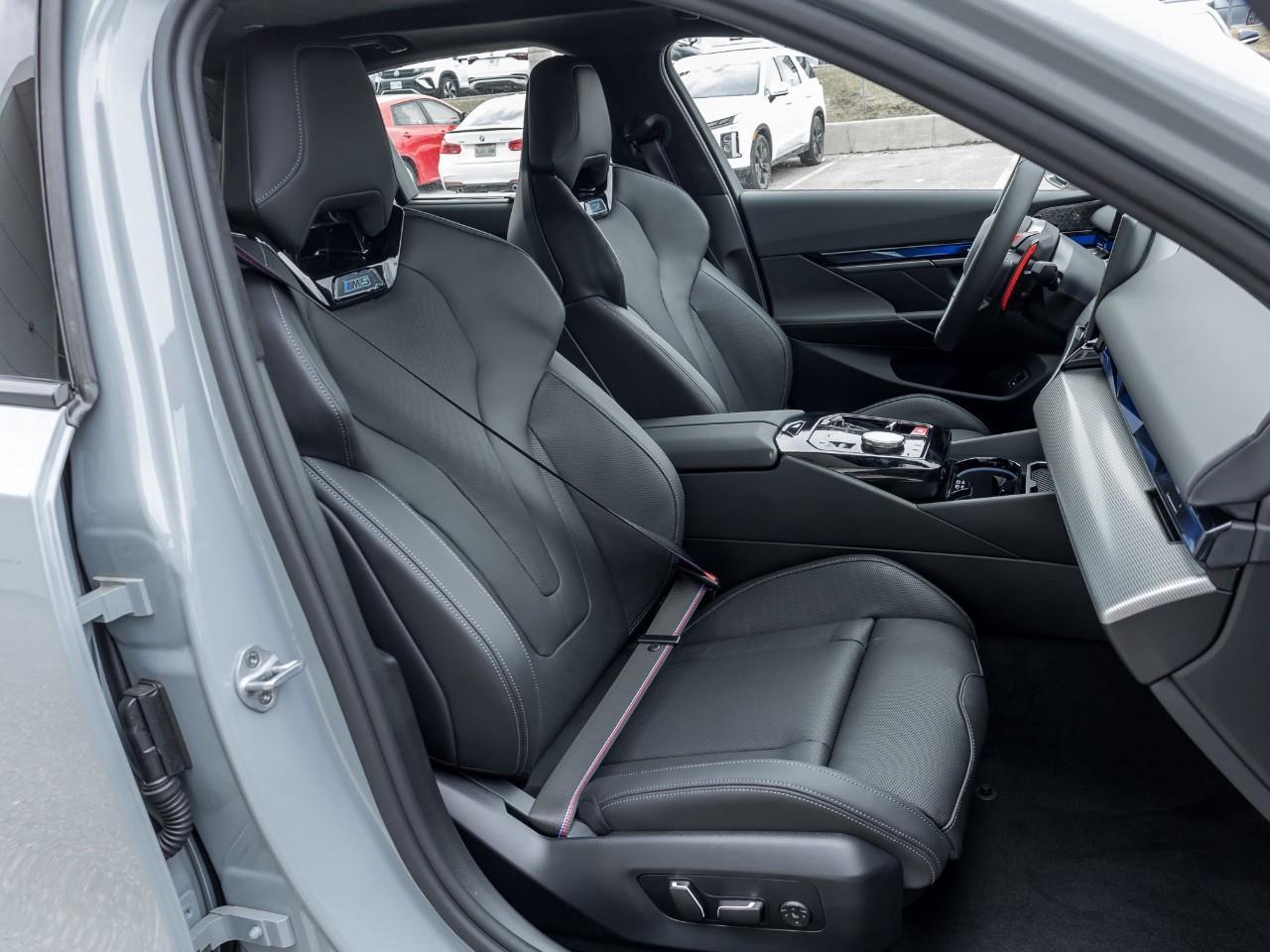 2025 BMW M5 Base 4dr All-Wheel Drive Sedan Photo