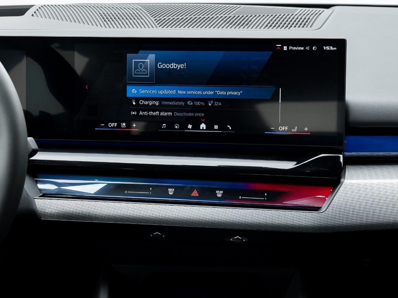 2025 BMW M5 Base 4dr All-Wheel Drive Sedan Photo