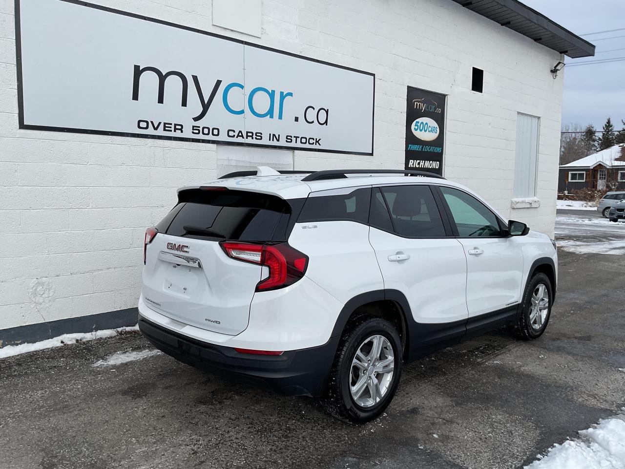 2023 GMC Terrain SLE All-wheel Drive Photo2