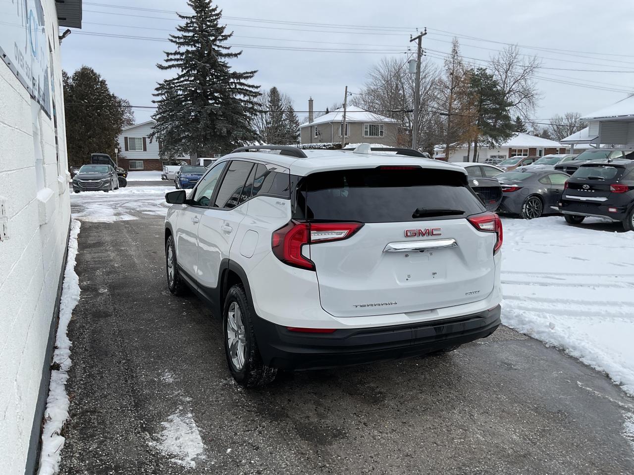 2023 GMC Terrain SLE All-wheel Drive Photo