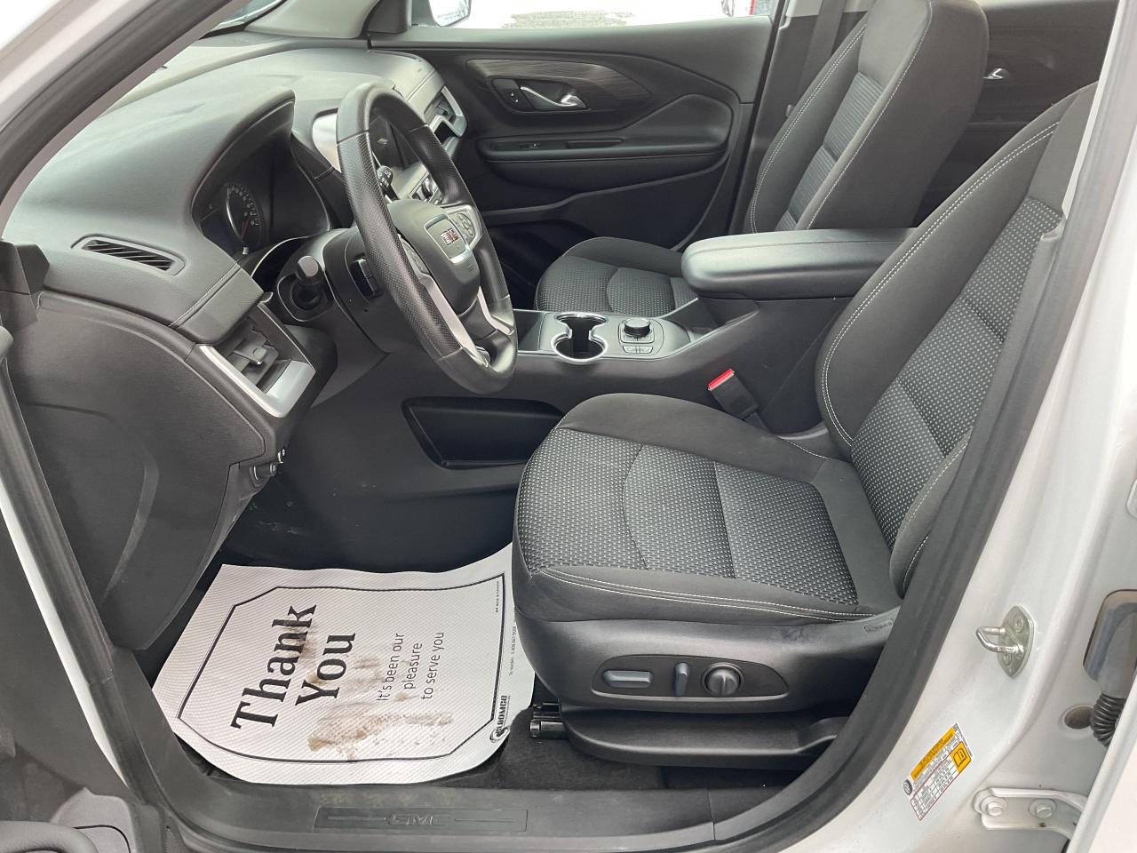 2023 GMC Terrain SLE All-wheel Drive Photo