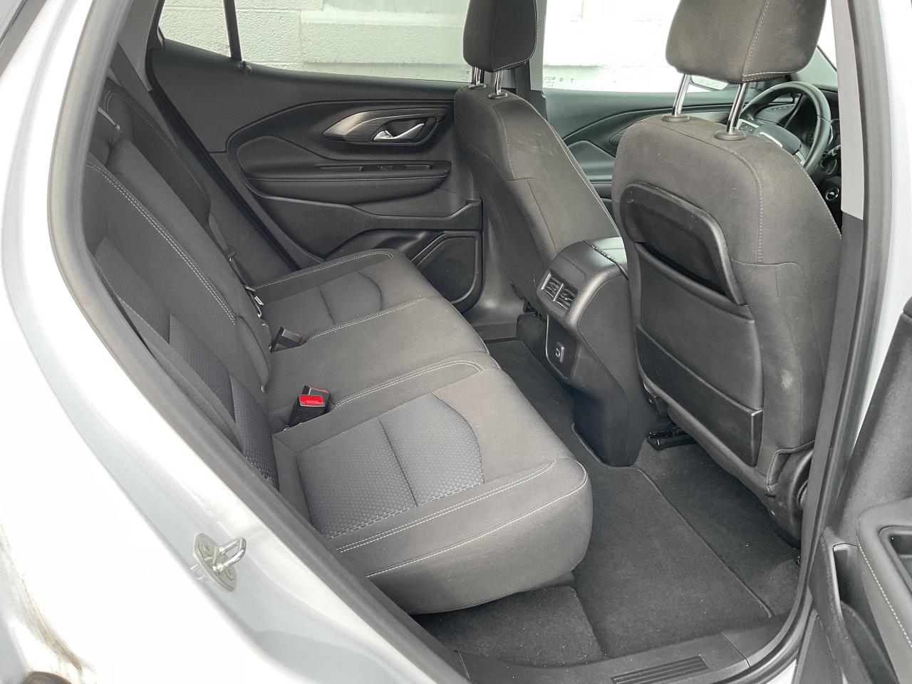 2023 GMC Terrain SLE All-wheel Drive Photo