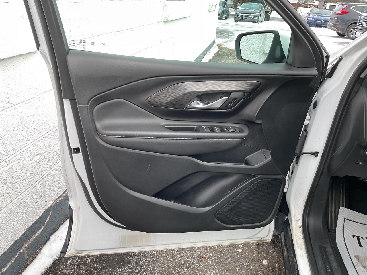 2023 GMC Terrain SLE All-wheel Drive Photo