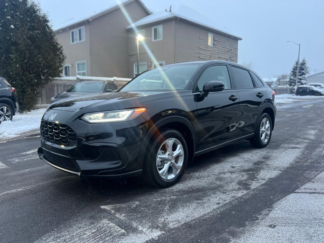 2025 Honda HR-V Lx Awd Cvt Photo0