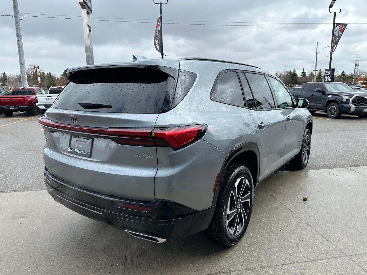 2025 Buick Enclave Sport Touring 4dr All-Wheel Drive Photo4