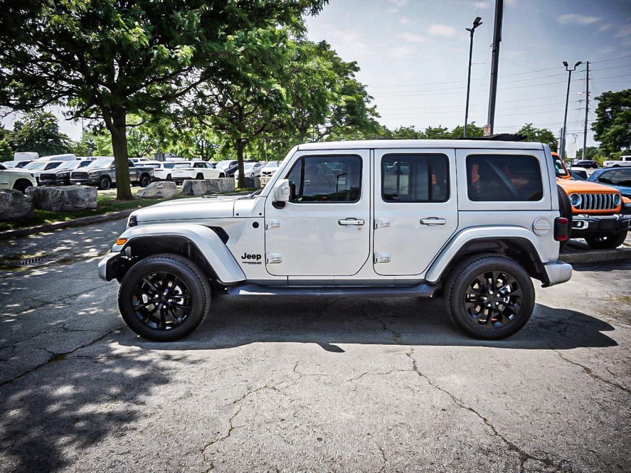 2022 Jeep Wrangler  Photo
