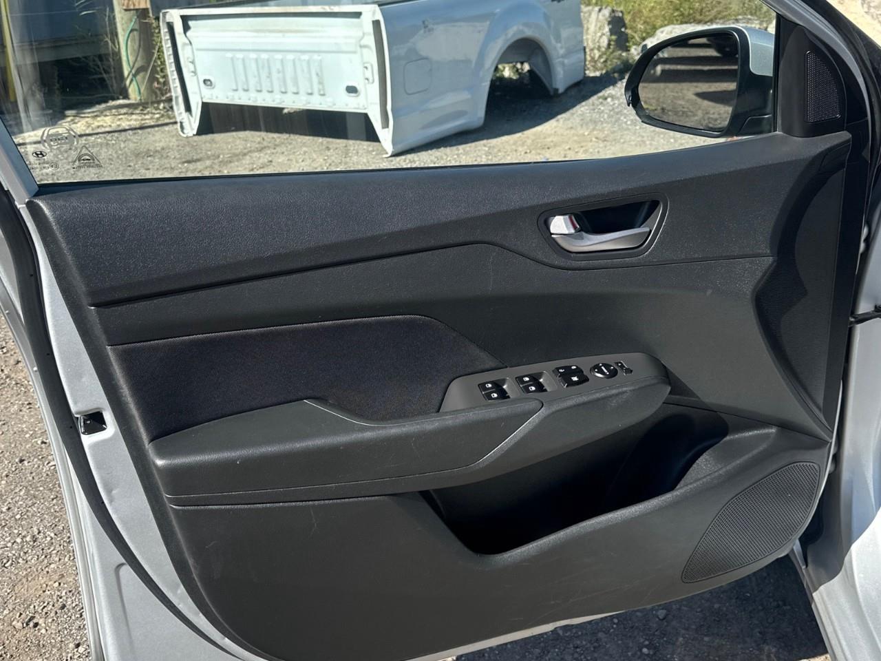 2019 Hyundai Accent Preferred (A6) 4dr Hatchback Photo