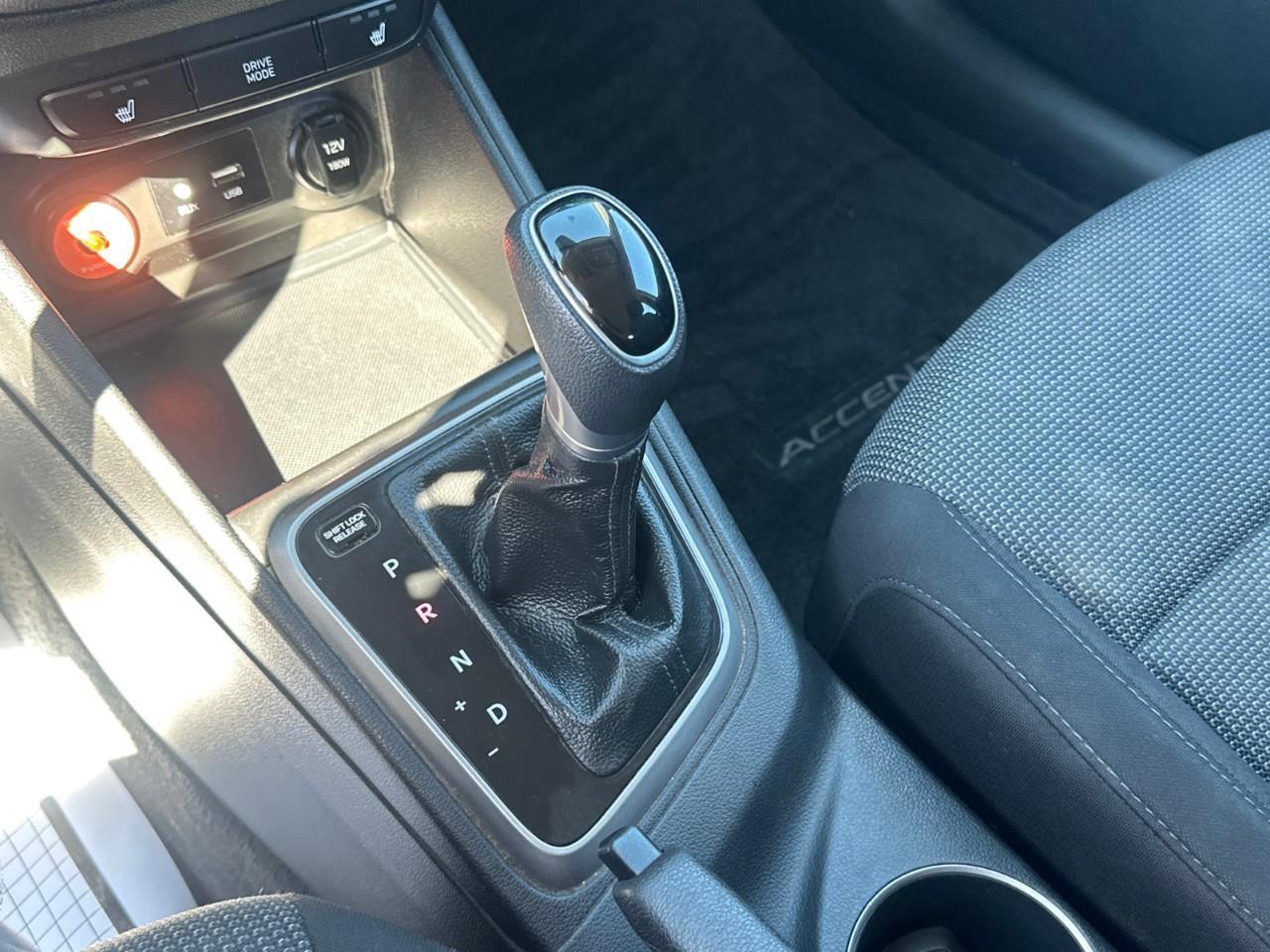 2019 Hyundai Accent Preferred (A6) 4dr Hatchback Photo