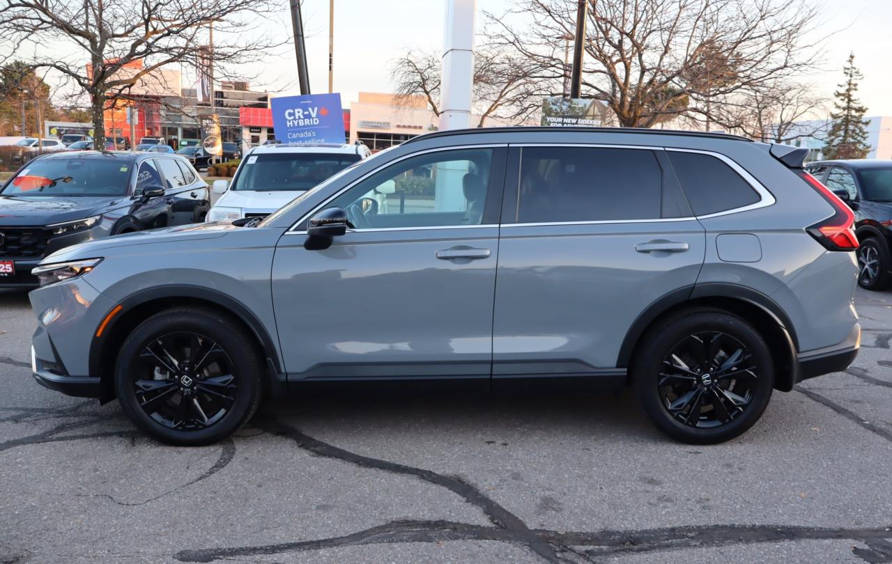 2023 Honda CR-V Hybrid Touring 4dr All-Wheel Drive Photo