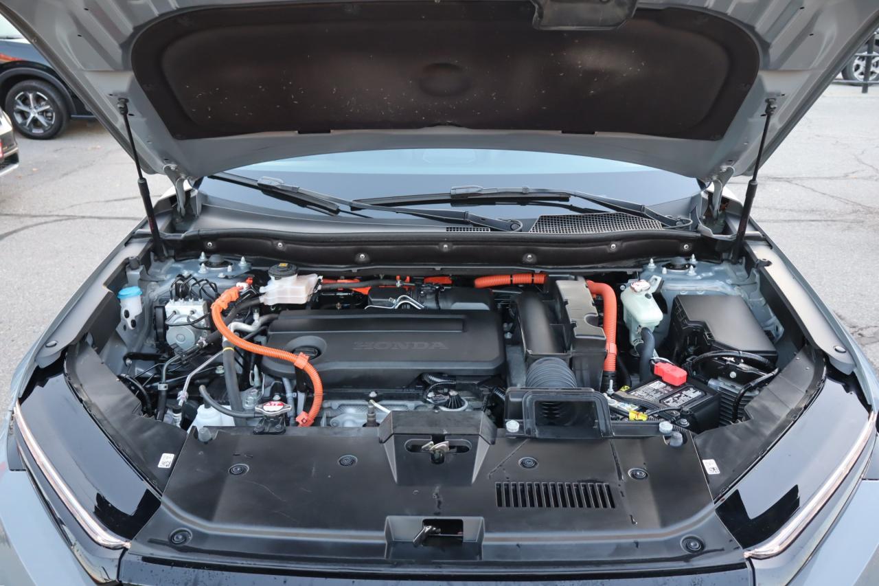 2023 Honda CR-V Hybrid Touring 4dr All-Wheel Drive Photo