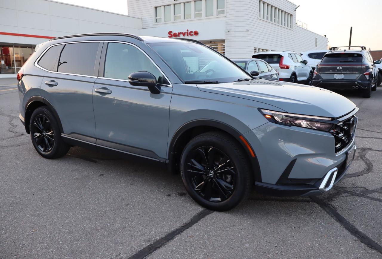 2023 Honda CR-V Hybrid Touring 4dr All-Wheel Drive Photo
