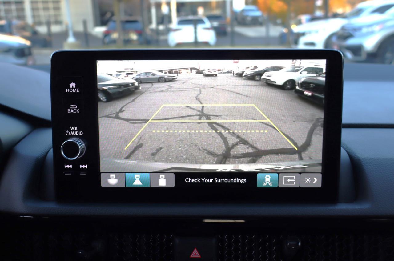 2023 Honda CR-V Hybrid Touring 4dr All-Wheel Drive Photo