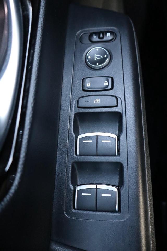 2023 Honda CR-V Hybrid Touring 4dr All-Wheel Drive Photo