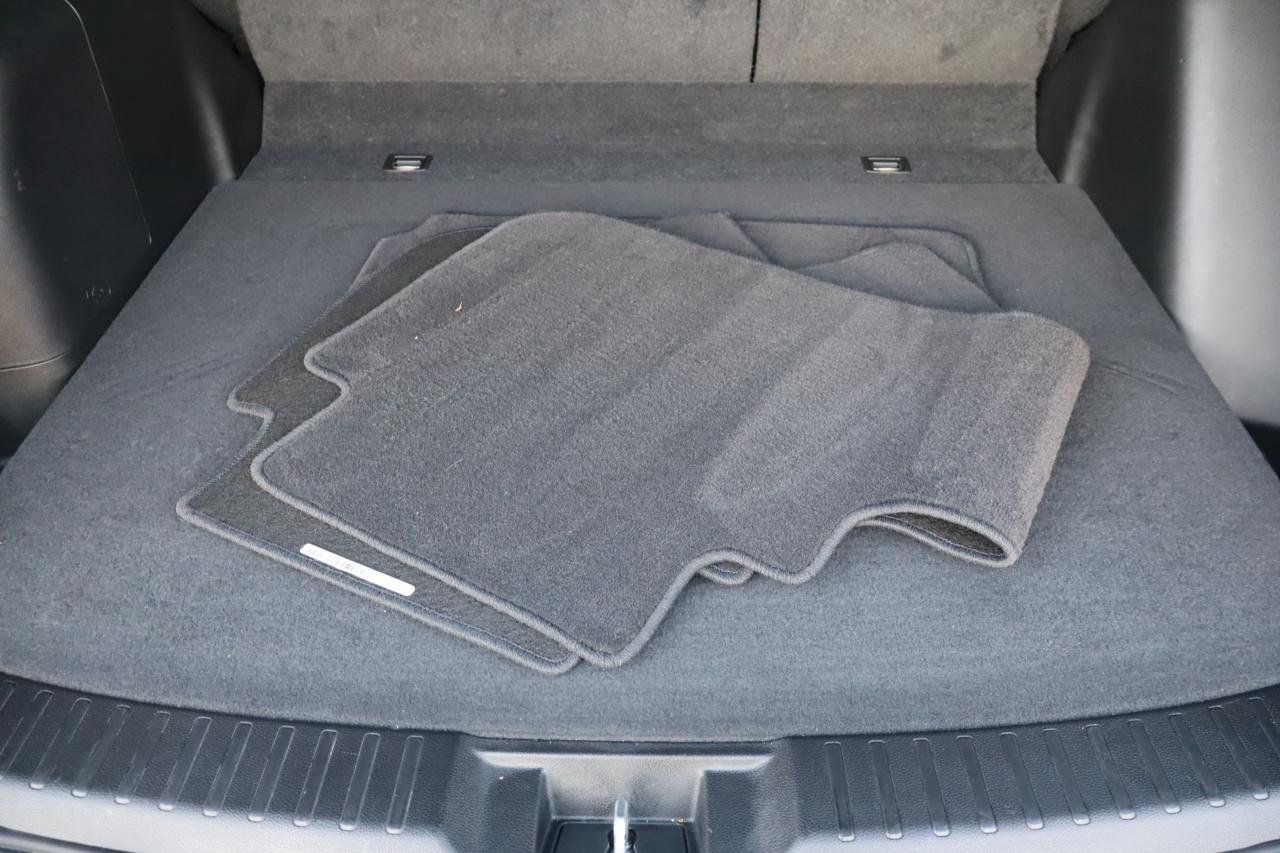 2023 Honda CR-V Hybrid Touring 4dr All-Wheel Drive Photo