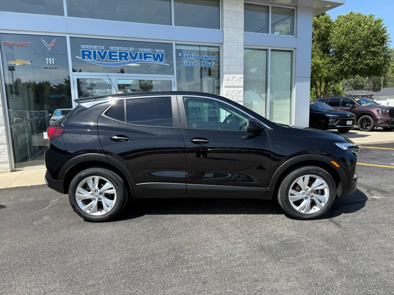 2024 Buick Encore GX Preferred 4dr All-Wheel Drive Photo2