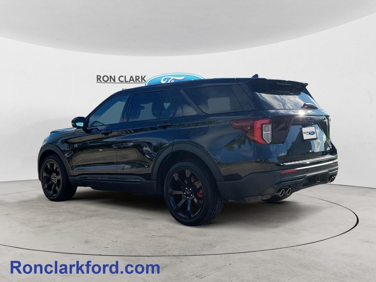 2022 Ford Explorer ST 4dr 4x4 Photo