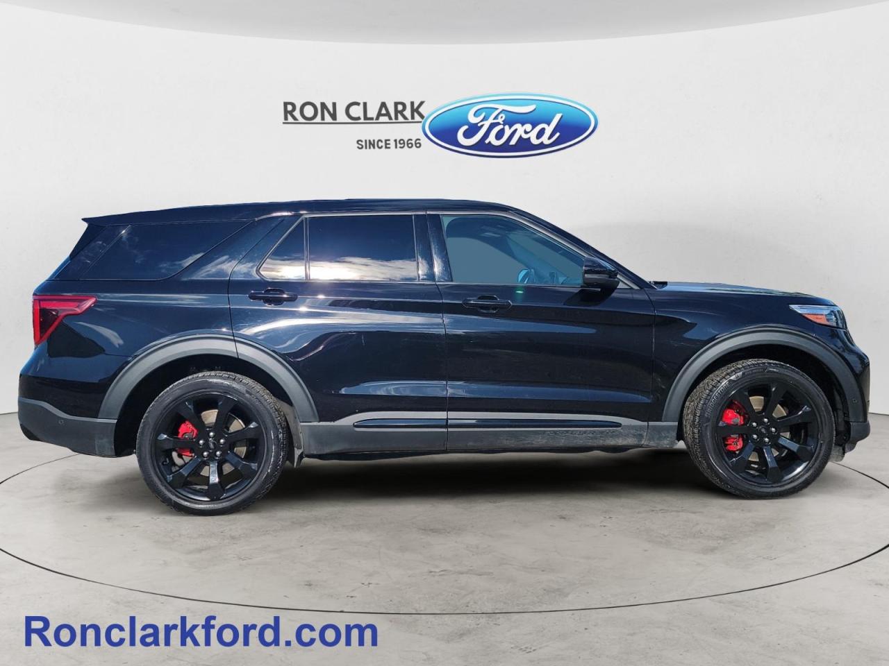 2022 Ford Explorer ST 4dr 4x4 Photo