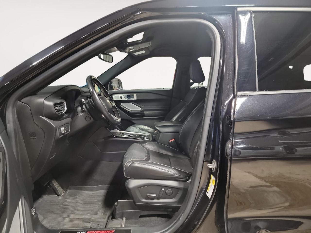 2022 Ford Explorer ST 4dr 4x4 Photo