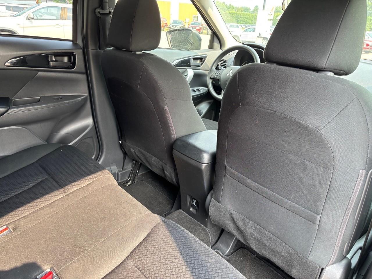 2022 Mitsubishi Eclipse Cross ES 4dr S-AWC Photo