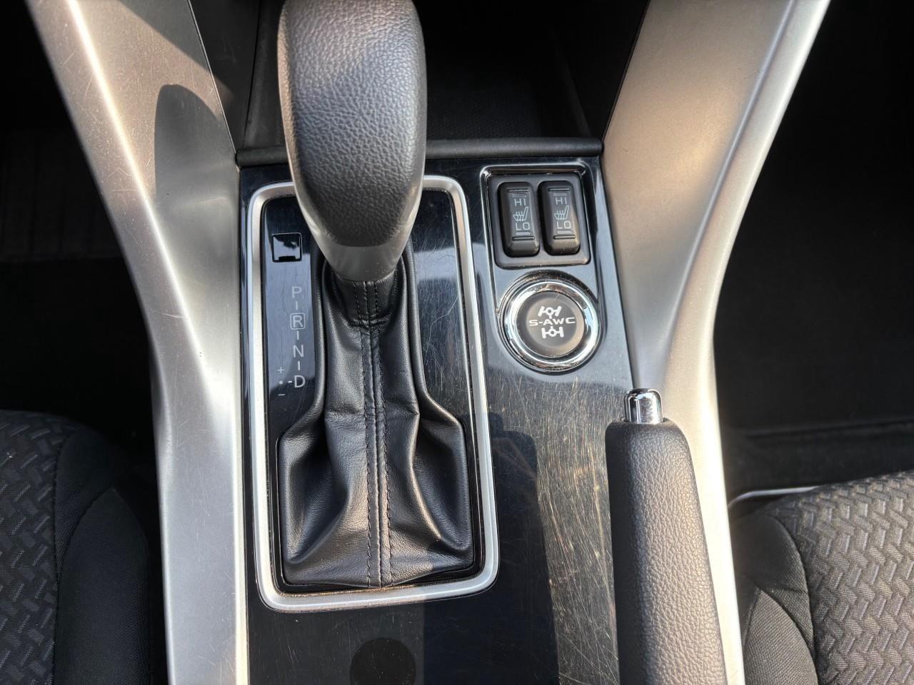 2022 Mitsubishi Eclipse Cross ES 4dr S-AWC Photo