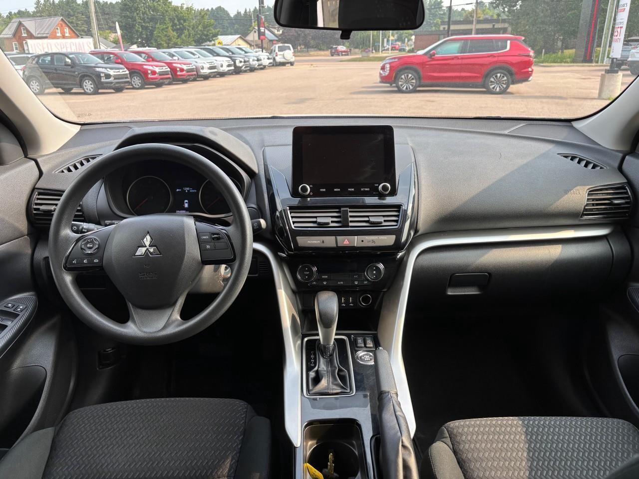 2022 Mitsubishi Eclipse Cross ES 4dr S-AWC Photo