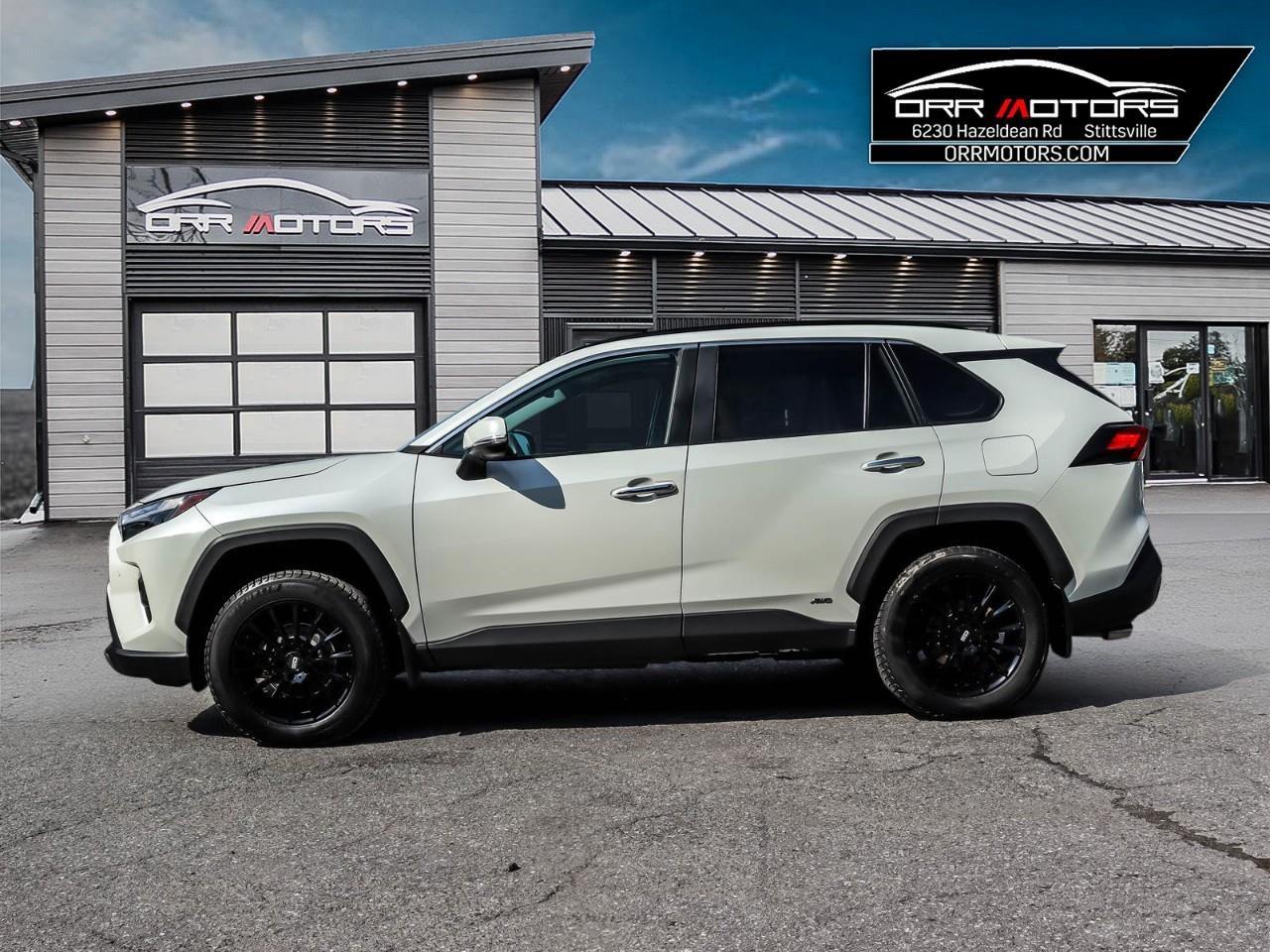 2022 Toyota RAV4 Hybrid Limited 4dr All-Wheel Drive Photo4