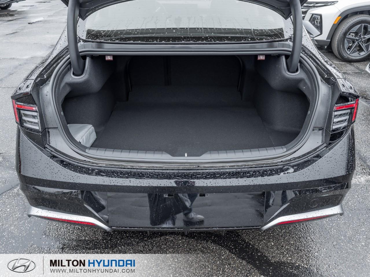 2026 Hyundai Sonata Hybrid Preferred-Trend 4dr Front-Wheel Drive Sedan Photo