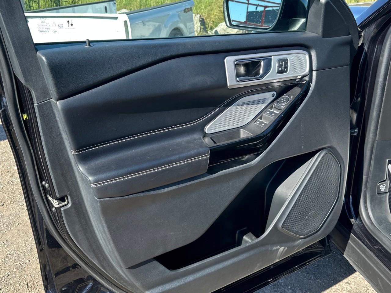 2021 Ford Explorer ST 4dr 4x4 Photo