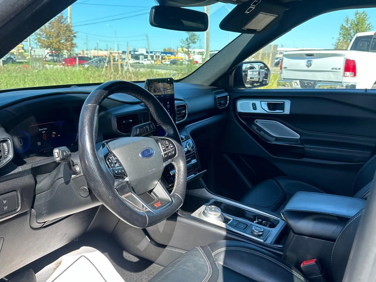 2021 Ford Explorer ST 4dr 4x4 Photo