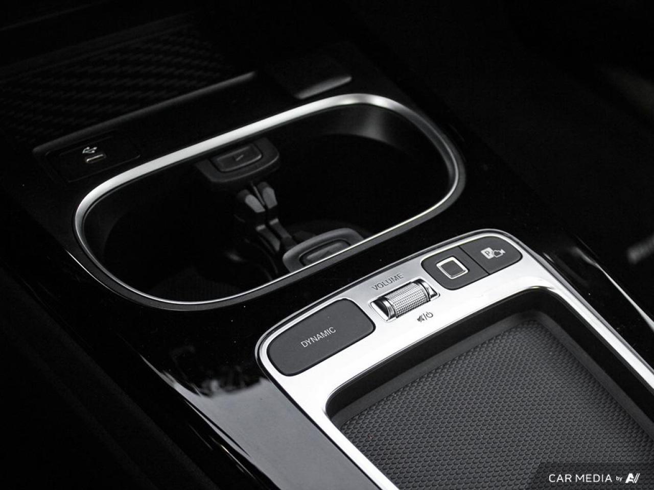 2025 Mercedes-Benz CLA 250 Base CLA 250 Coupe 4dr All-Wheel Drive 4MATIC Photo