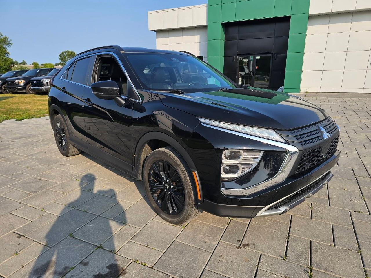 2022 Mitsubishi Eclipse Cross SE 4dr S-AWC Photo2