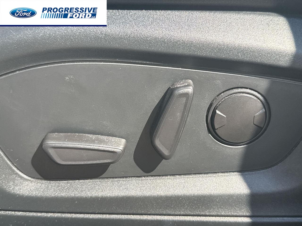 2023 Ford Explorer Limited 4dr 4x4 Photo