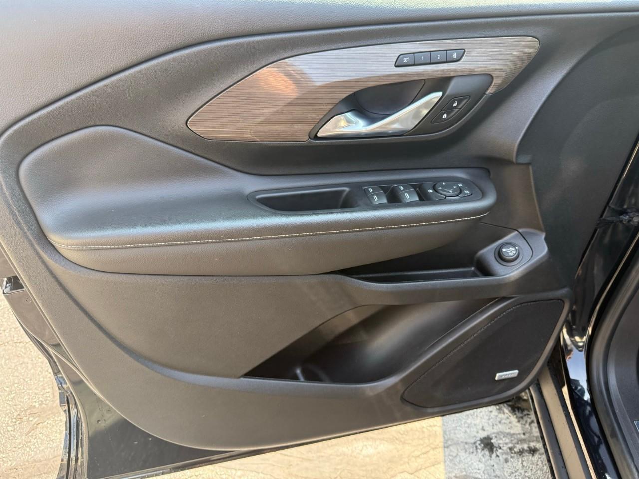 2023 GMC Terrain Denali All-Wheel Drive Photo