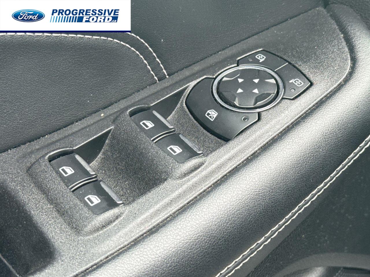 2023 Ford Edge TITANIUM 4DR ALL-WHEEL DRIVE Photo