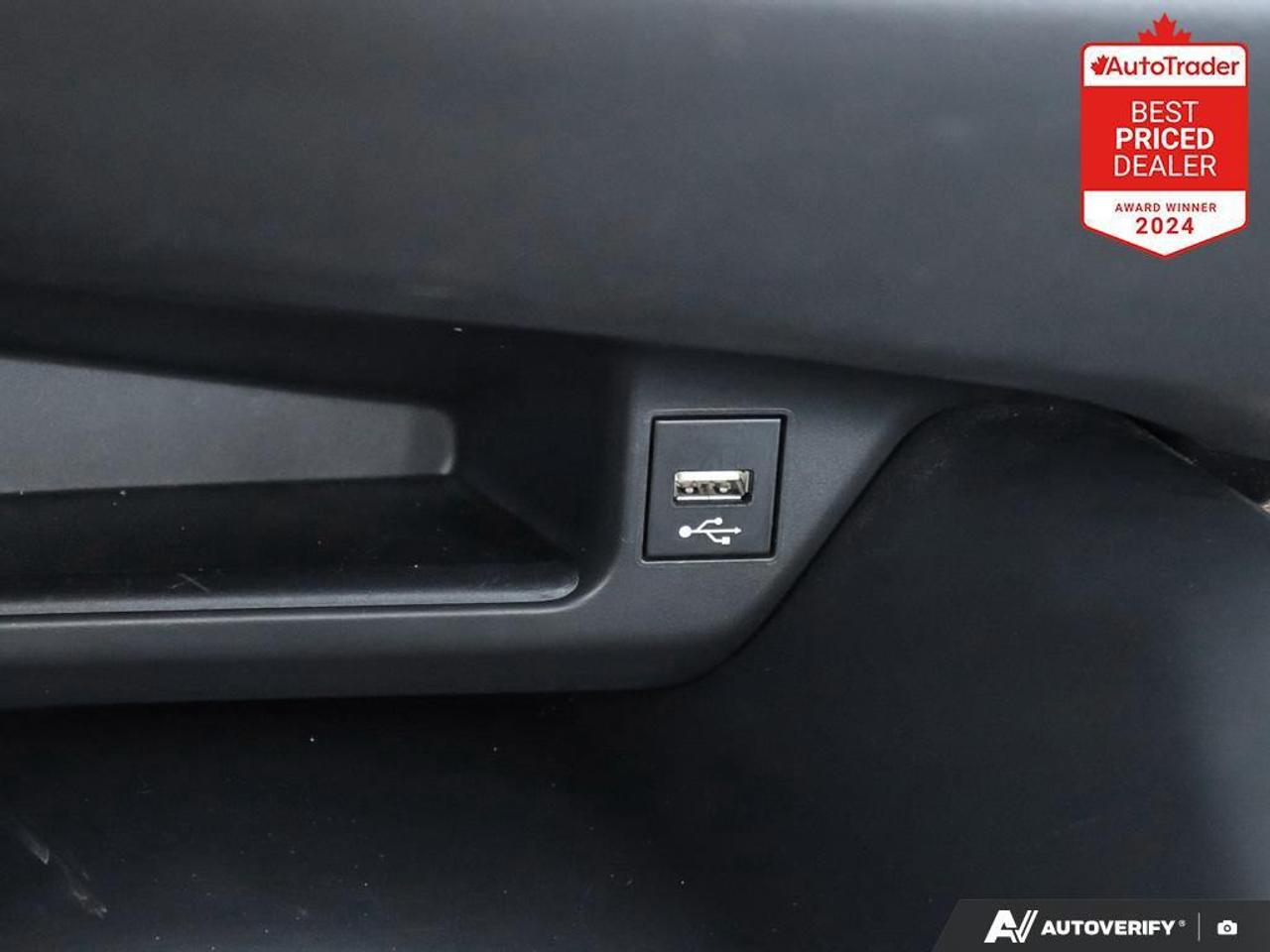 2021 Toyota C-HR LE 4dr Front-Wheel Drive Sport Utility Photo