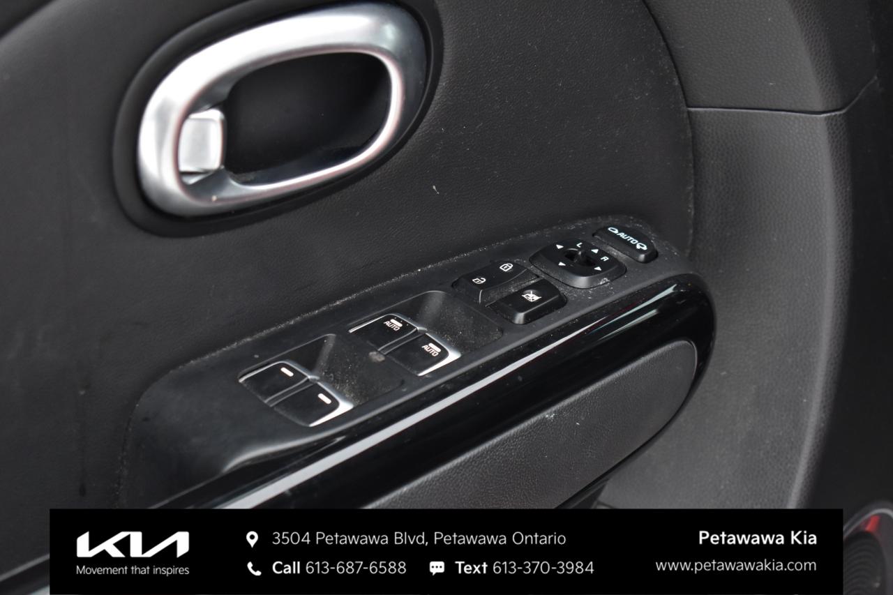 2018 Kia Soul EX Premium 4dr Hatchback Photo