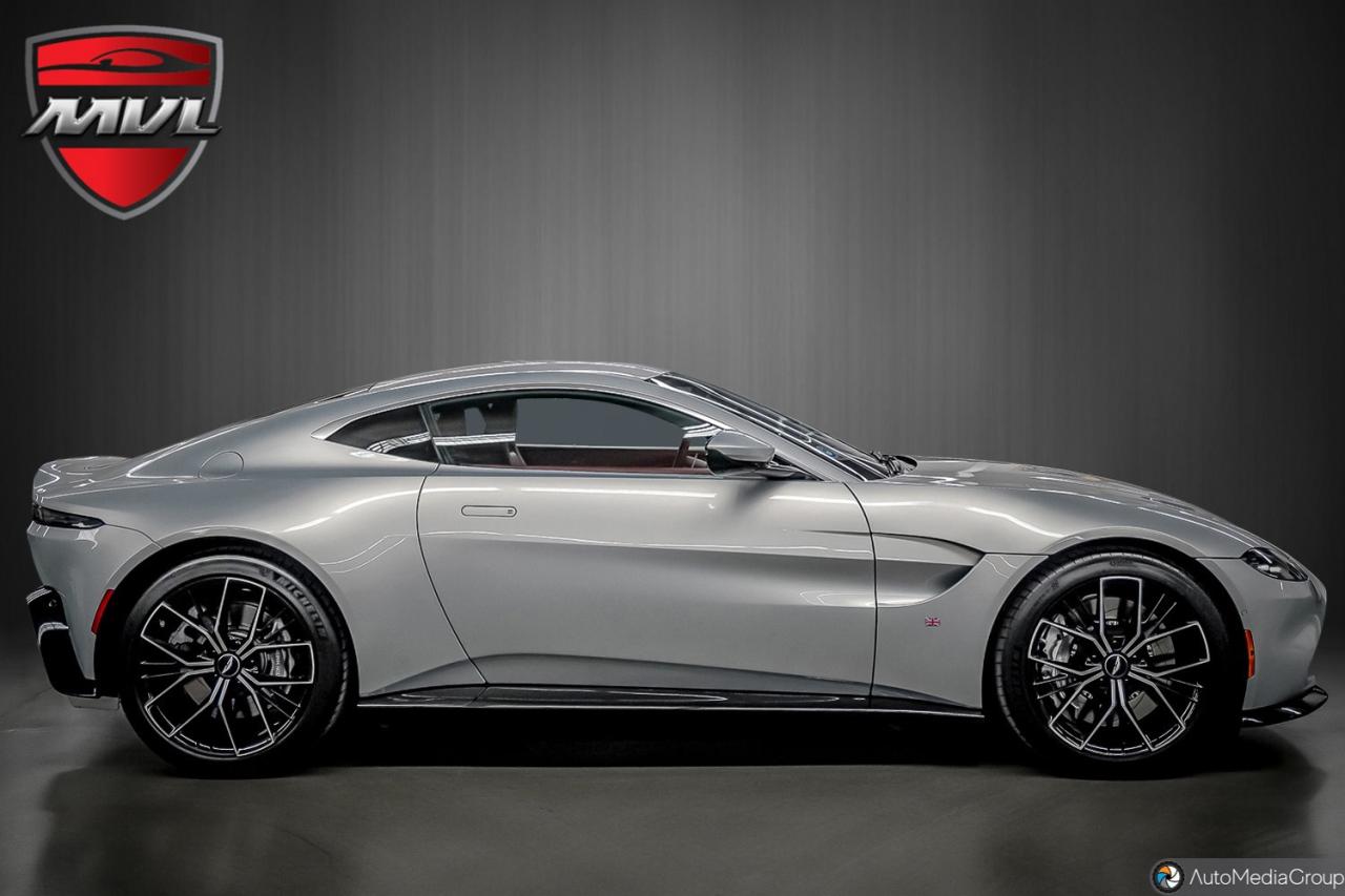 2023 Aston Martin Vantage  Photo4