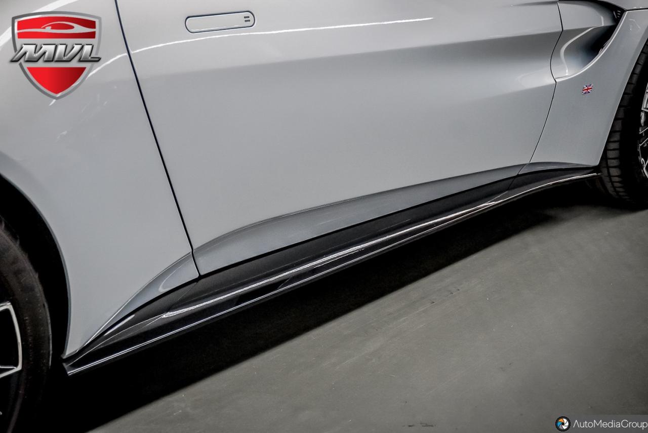 2023 Aston Martin Vantage  Photo