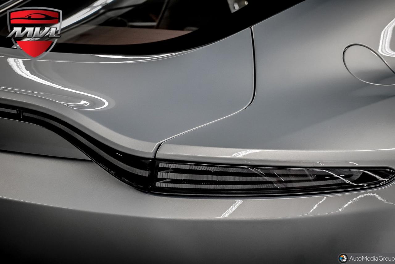 2023 Aston Martin Vantage  Photo