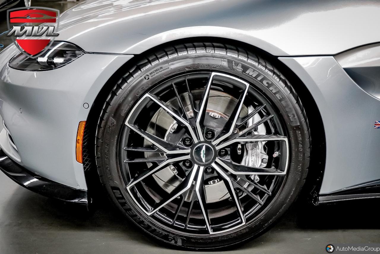 2023 Aston Martin Vantage  Photo