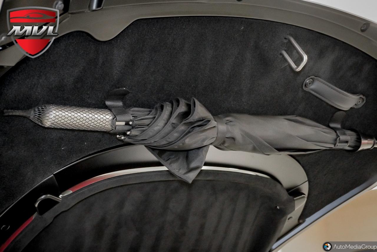 2023 Aston Martin Vantage  Photo