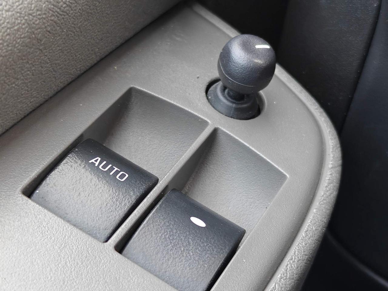 2022 Chevrolet Express 2500 Work Van Rear-Wheel Drive Cargo Van Photo