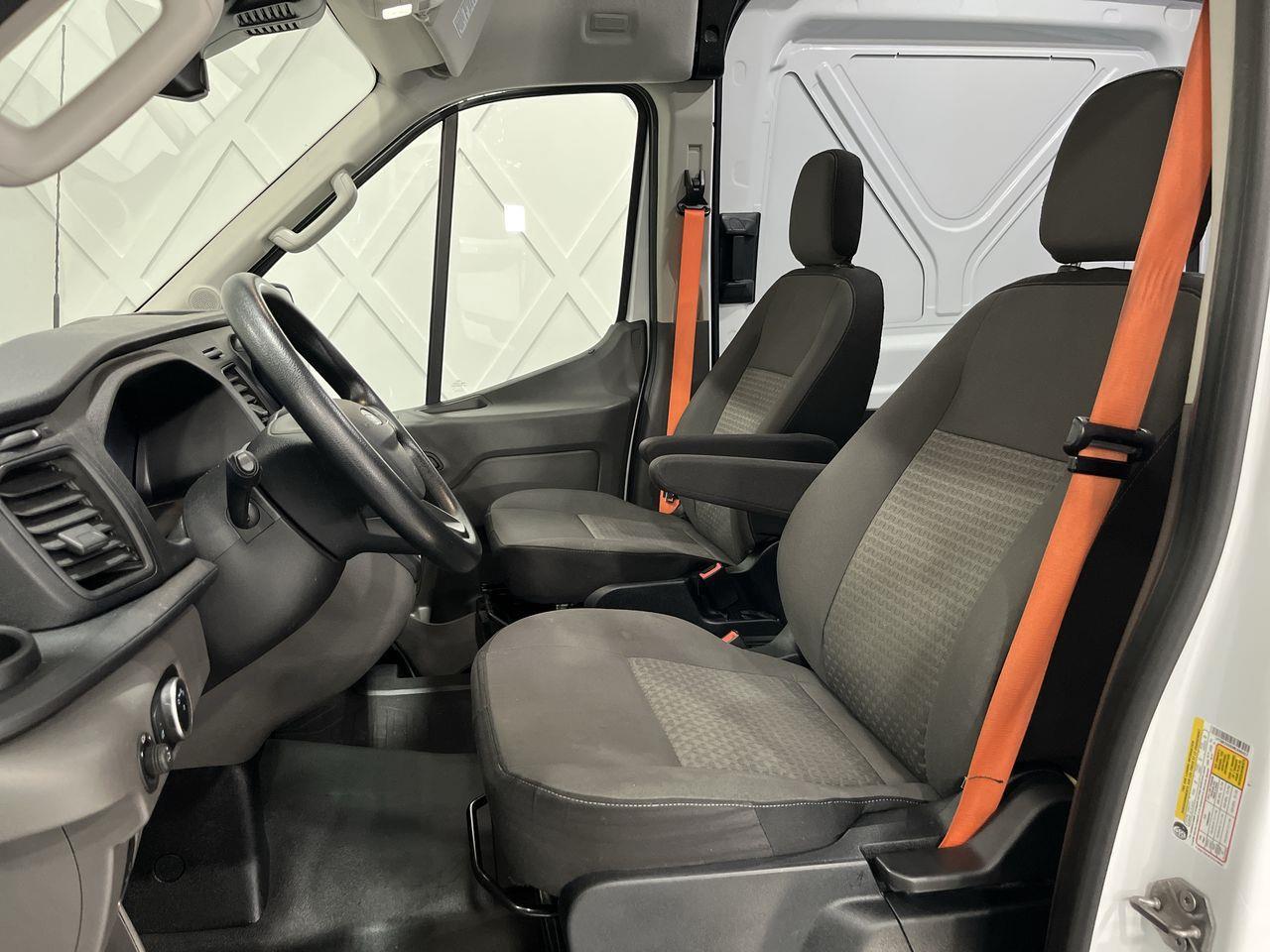 2021 Ford Transit  Photo