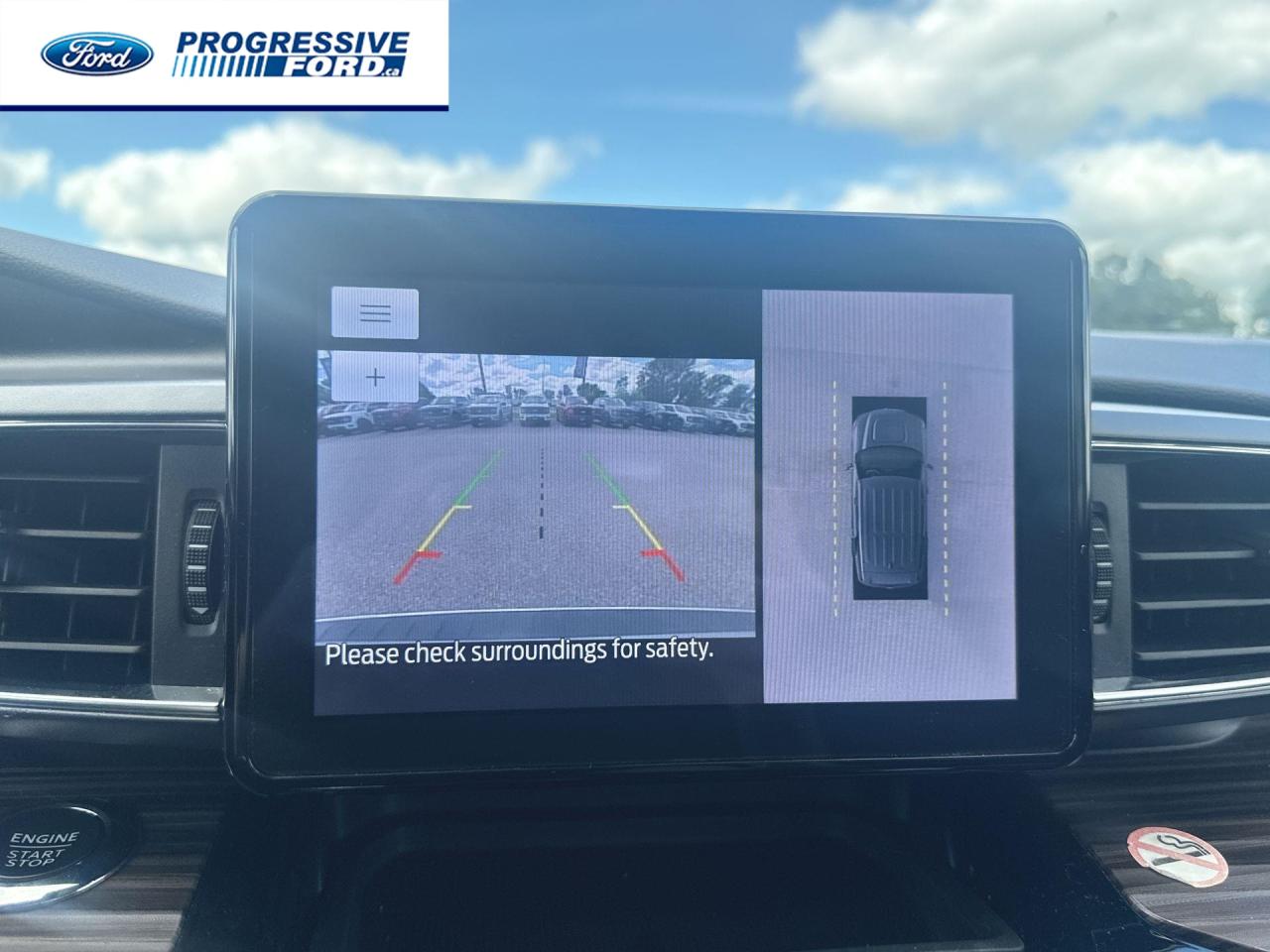 2023 Ford Explorer Limited 4dr 4x4 Photo