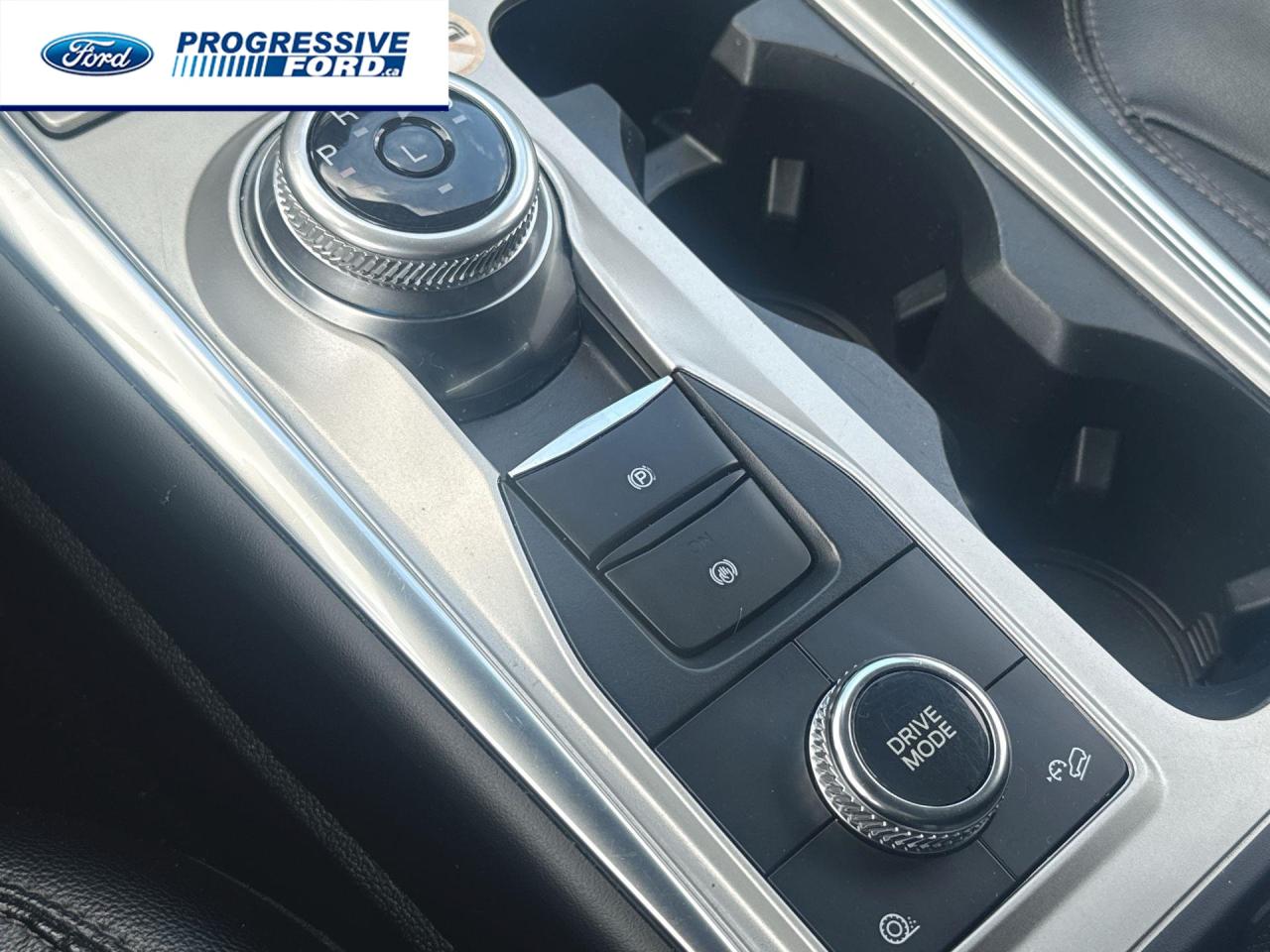 2023 Ford Explorer Limited 4dr 4x4 Photo