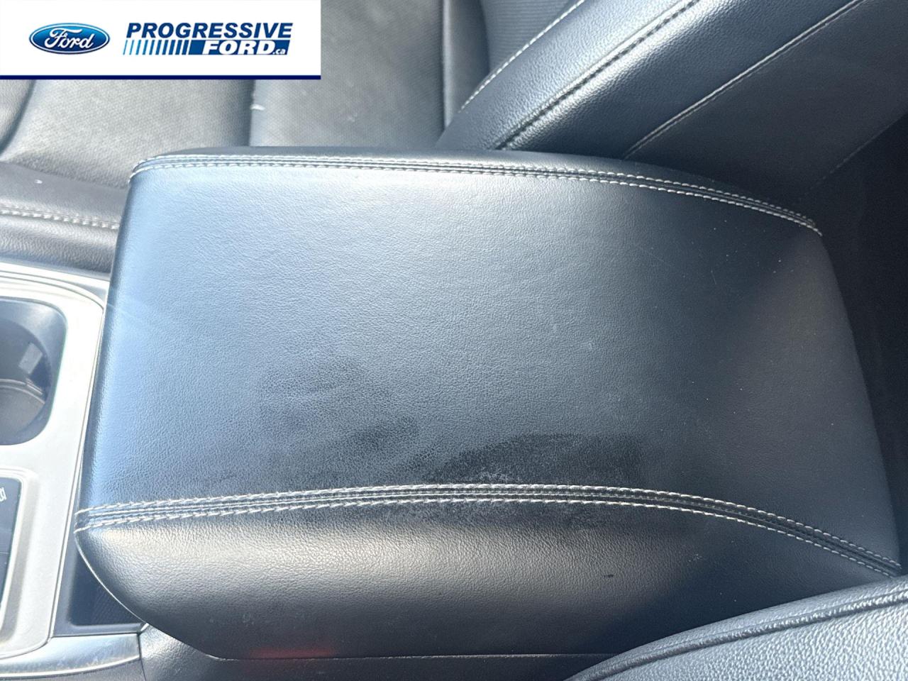 2023 Ford Explorer Limited 4dr 4x4 Photo