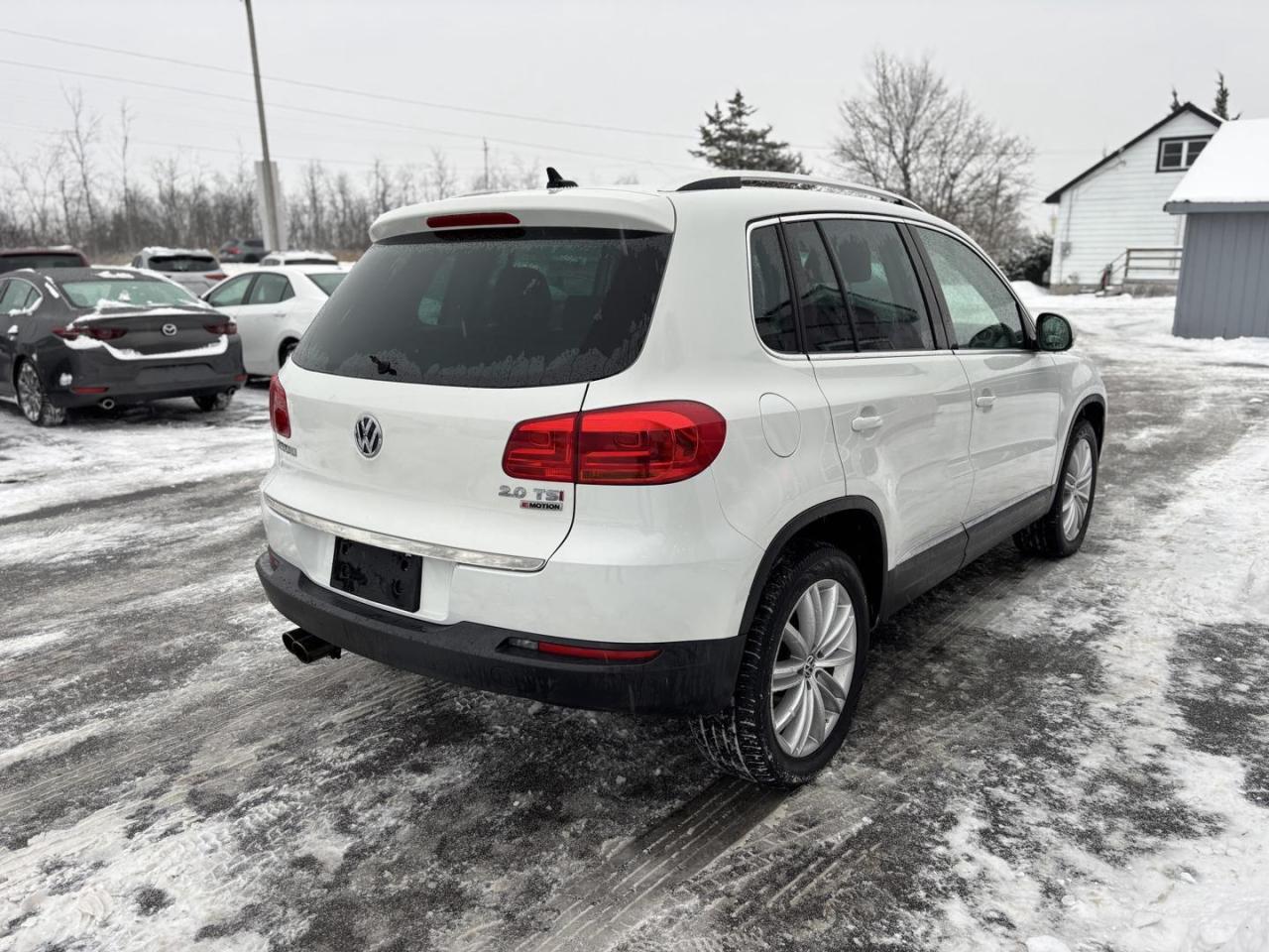 2017 Volkswagen Tiguan Comfortline 4dr All-wheel Drive 4MOTION Photo