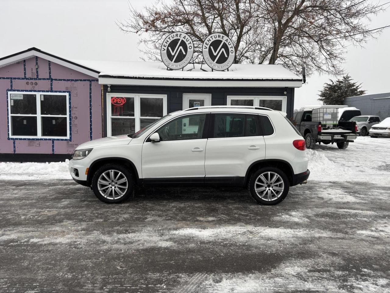 2017 Volkswagen Tiguan Comfortline 4dr All-wheel Drive 4MOTION Photo